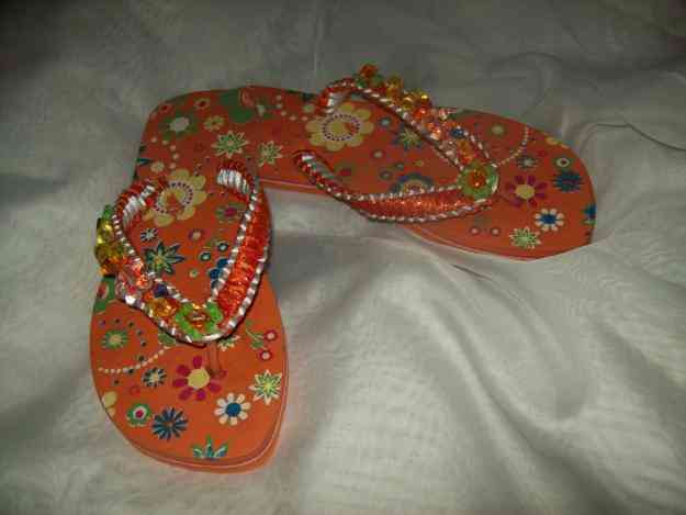 Sandalias Decoradas en colores Surtidos - Cali - Ropa - Accesorios Sandalias Decoradas en colores Surtidos - Cali - Ropa - Accesorios